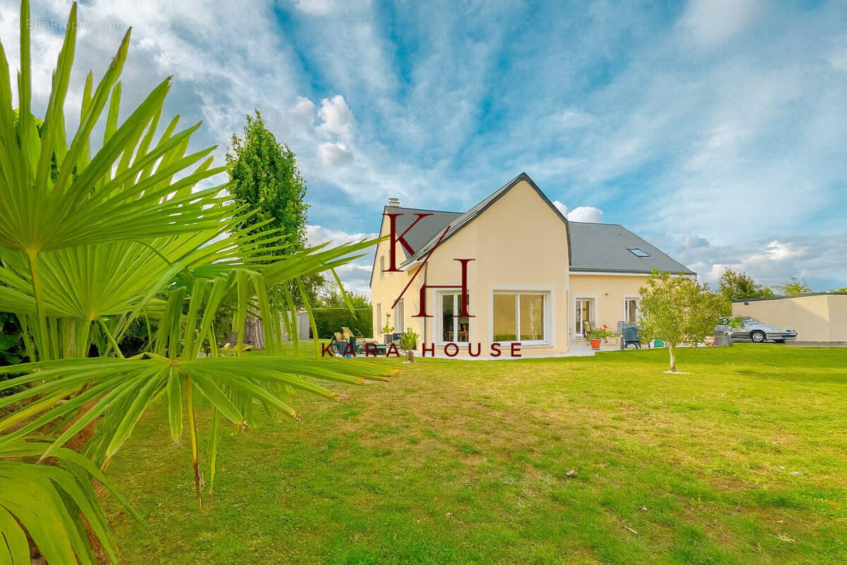 Maison à MAY-SUR-ORNE
