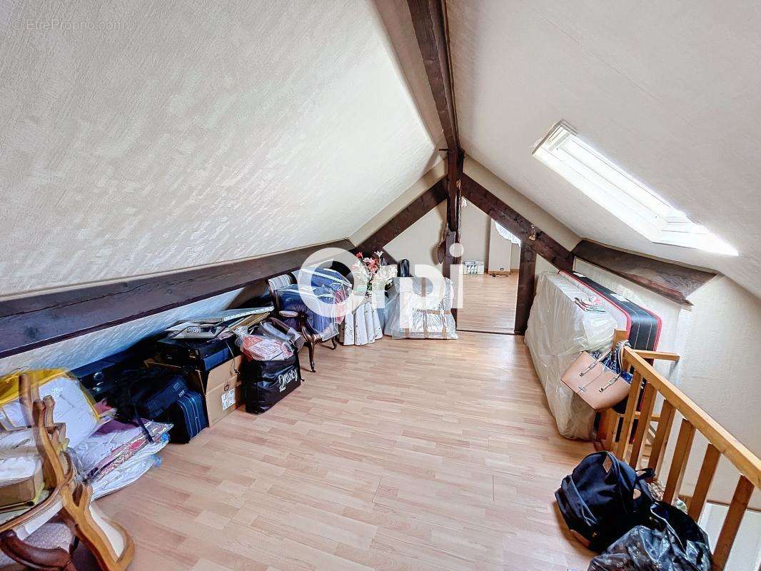 Maison à HARDRICOURT