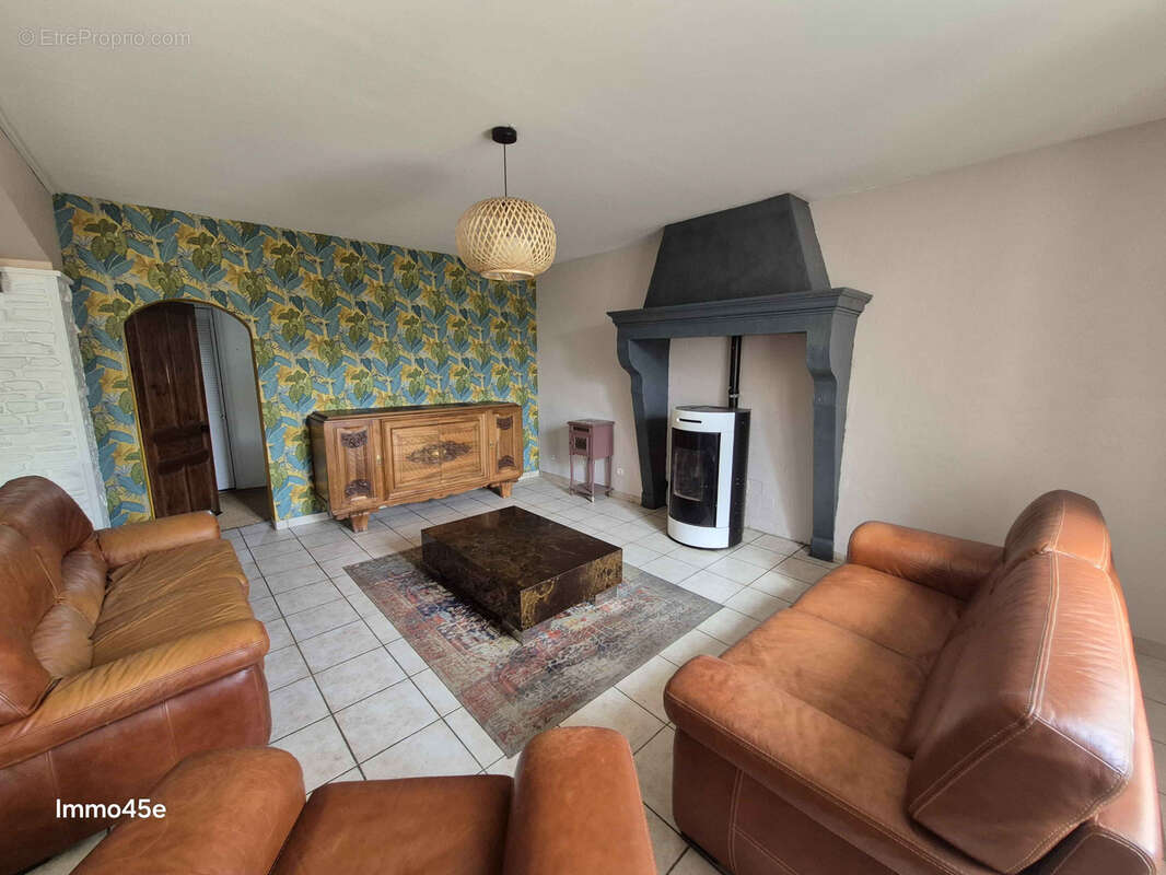 Maison à HAUTERIVES