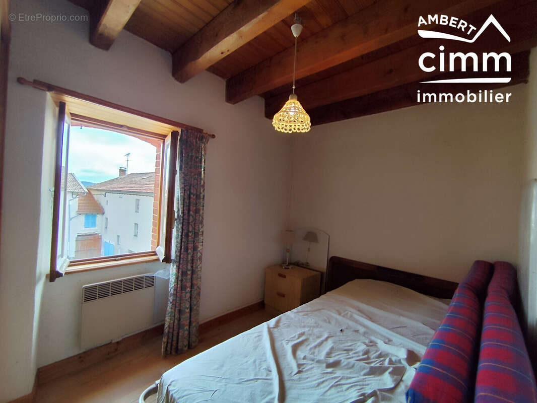 Maison à LA CHAPELLE-AGNON