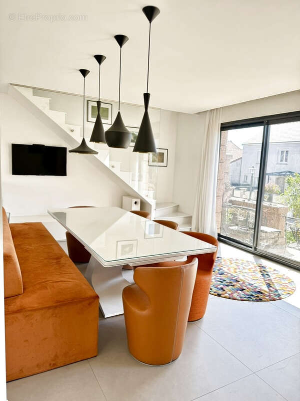 Maison à LE PLESSIS-ROBINSON