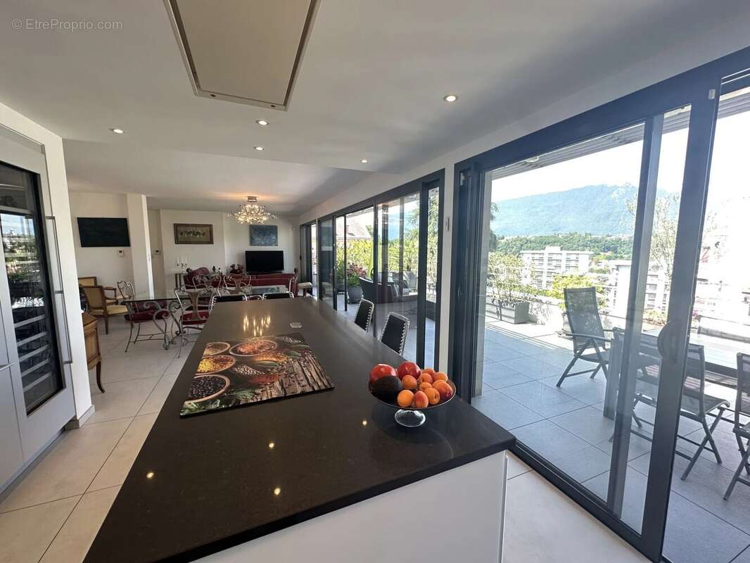 Appartement à AIX-LES-BAINS