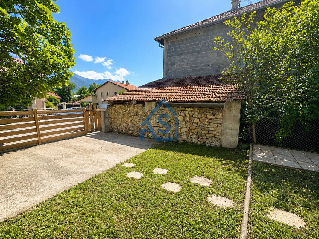 Maison à LA BATIE-NEUVE