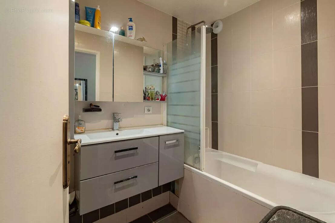 Appartement à SAINT-GRATIEN