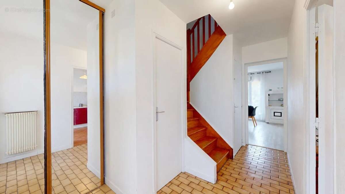 Maison 85 m² à Livry-Gargan  - photo 10