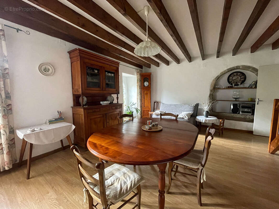 Maison à QUEBRIAC
