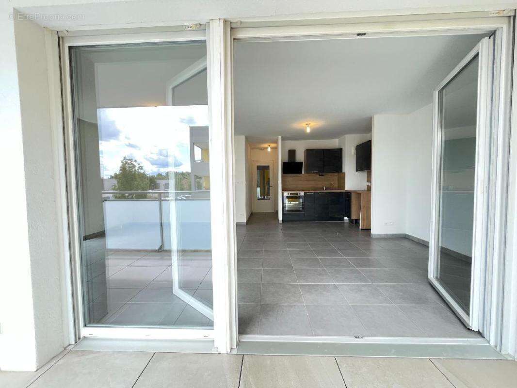 Appartement à CHARNAY-LES-MACON