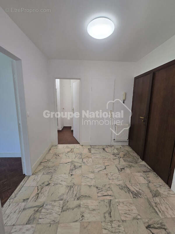 Appartement à VERSAILLES