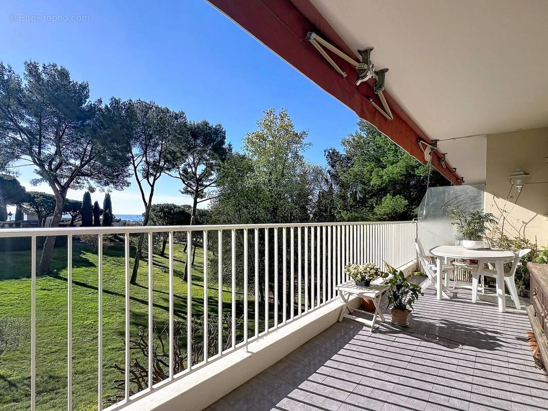 Appartement à CAGNES-SUR-MER