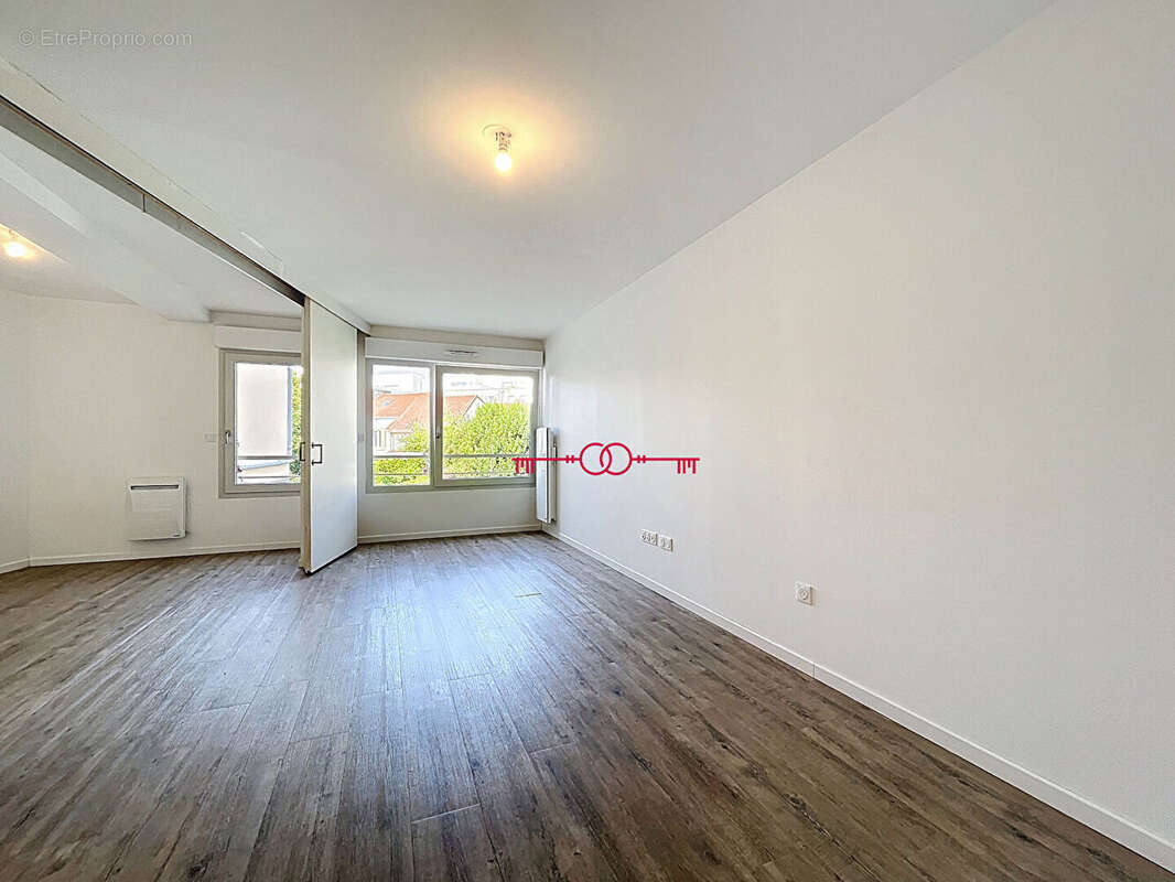 Appartement Reims 2 pièce(s) 45.70 m2 - photo 9