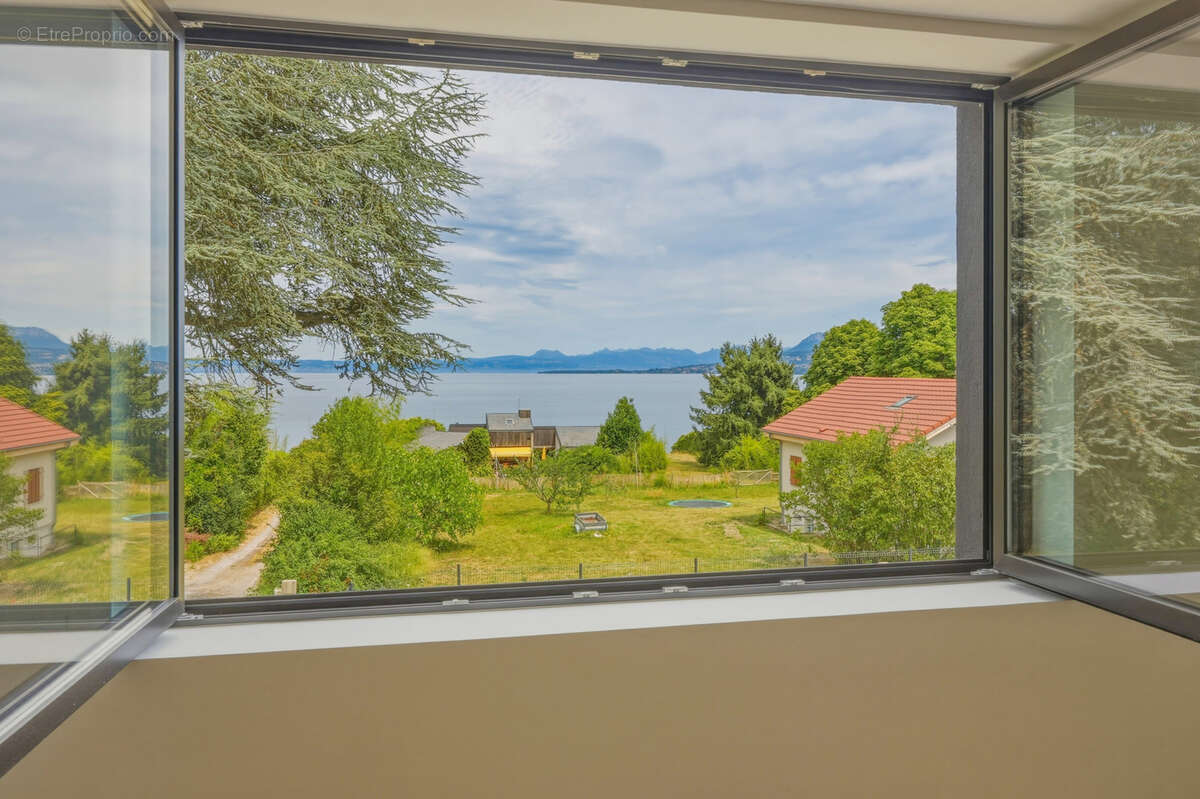 Exclusivité - Duplex de 4 pièces de haut standing au bord du lac Leman à Excenevex - photo 5