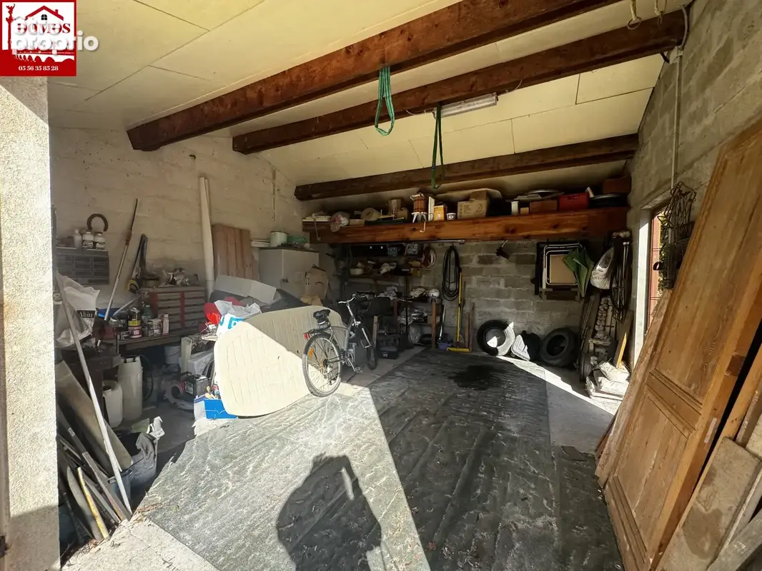 PAREMPUYRE - EXCLUSIVITÉ Parcelle de terrain de 550 m2 environ avec garage de 50 m2 environ - photo 2