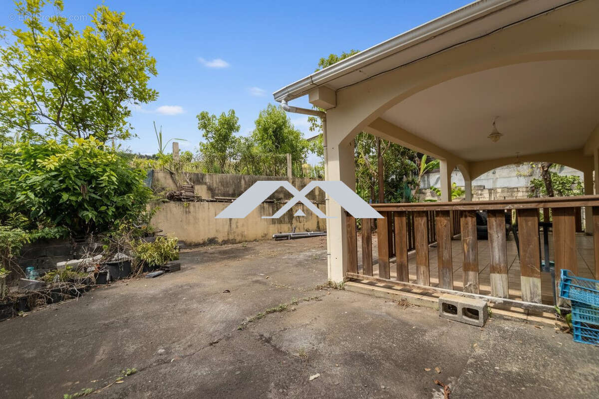 Maison à SAINT-JOSEPH