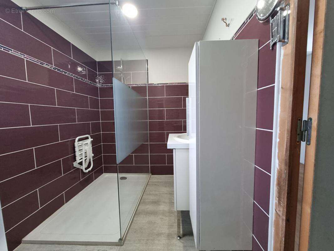 Maison à NAMPCELLES-LA-COUR