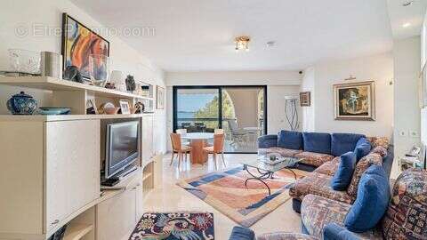 Appartement 71 m² à Cannes  - photo 3