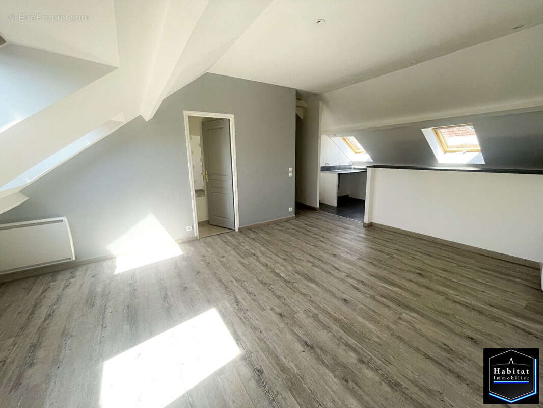 Appartement à LE PLESSIS-BELLEVILLE