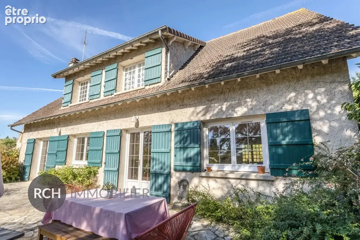 Exclusivité - Grande maison familiale sur un beau jardin au calme - photo 19
