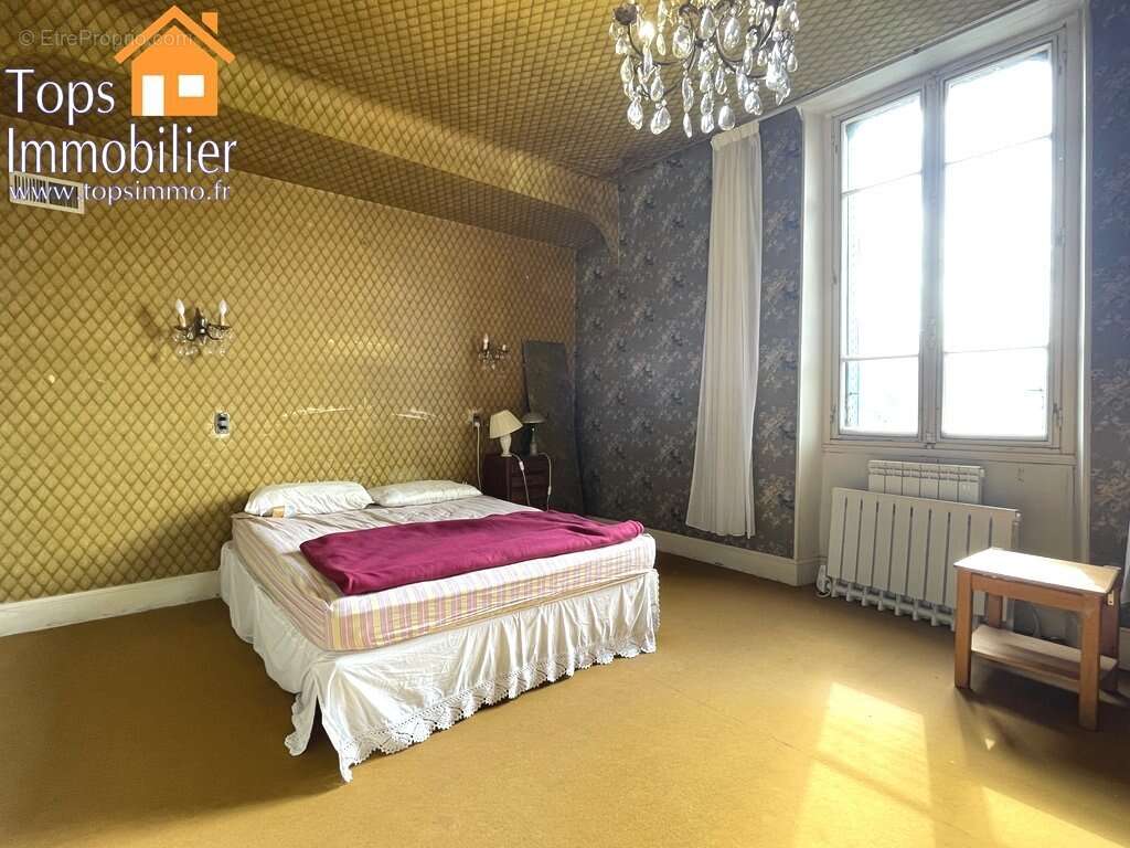 Maison à VILLEFRANCHE-DE-ROUERGUE