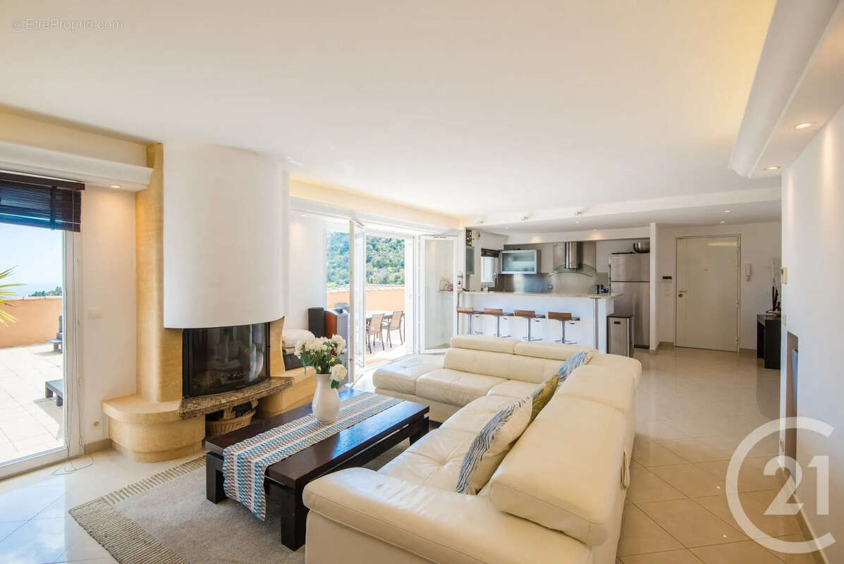 Appartement à EZE