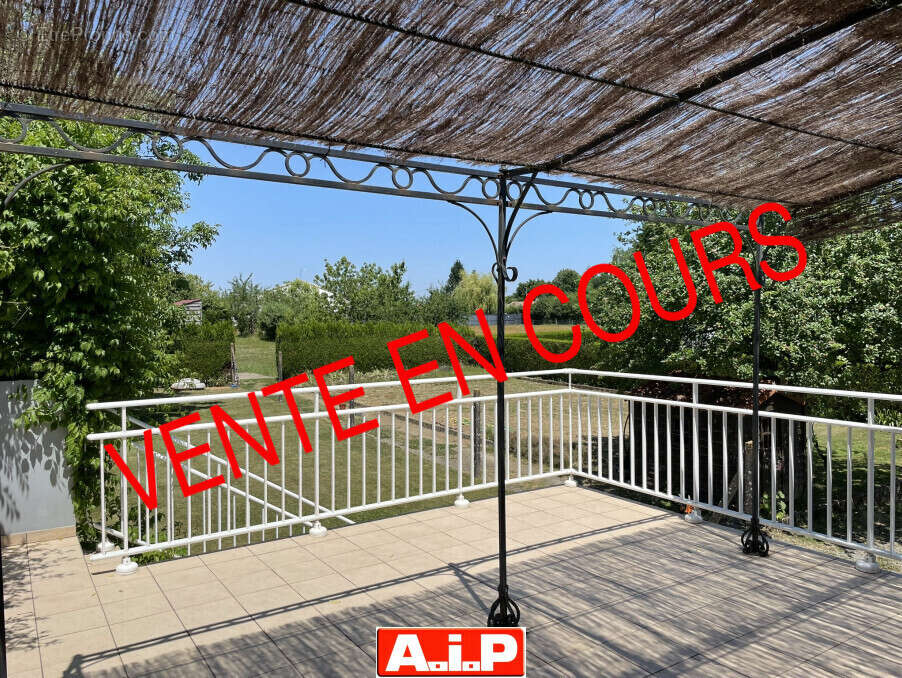 Maison à SAINT-MESMIN