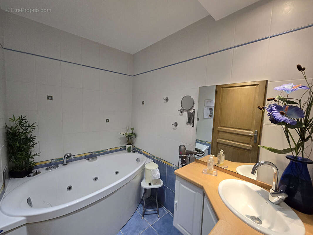 Appartement 86m² à besse-et-saint-anastaise - photo 9