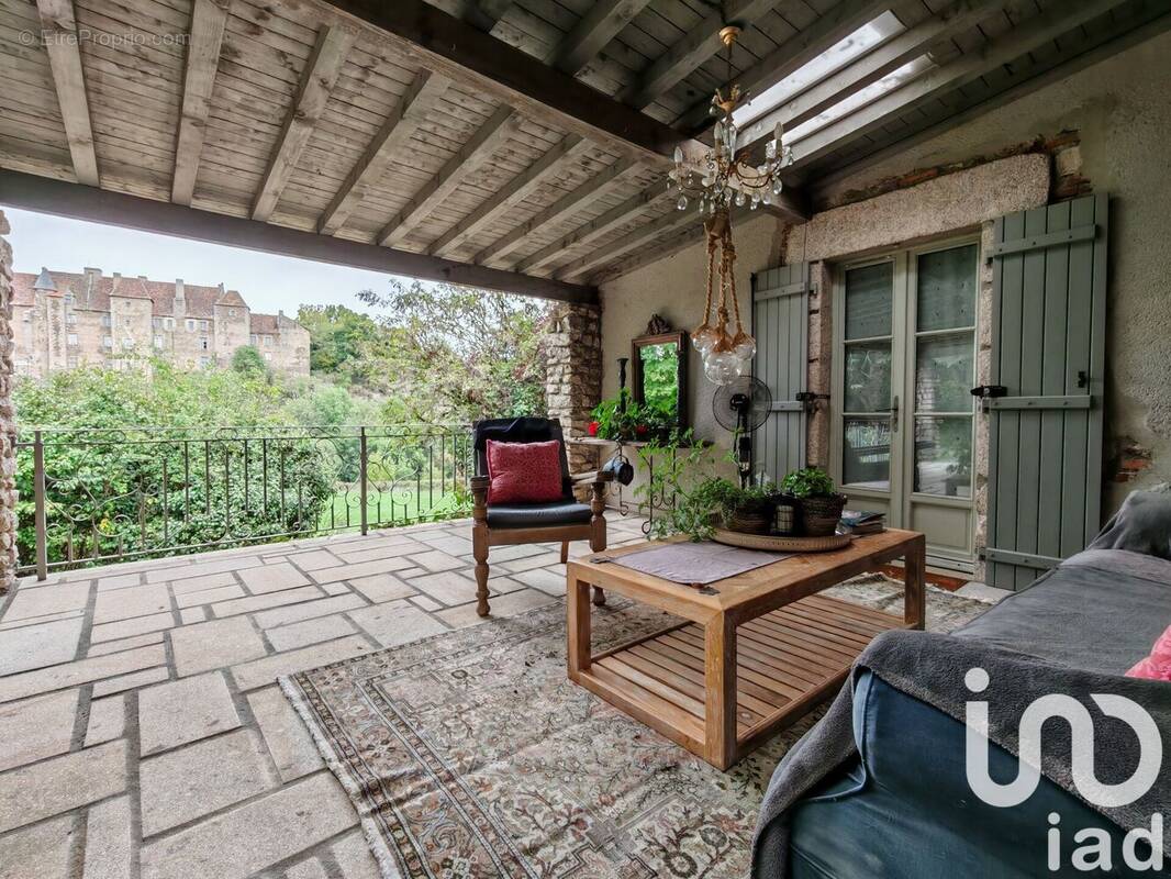 Photo 1 - Maison à SAINT-SILVAIN-BAS-LE-ROC