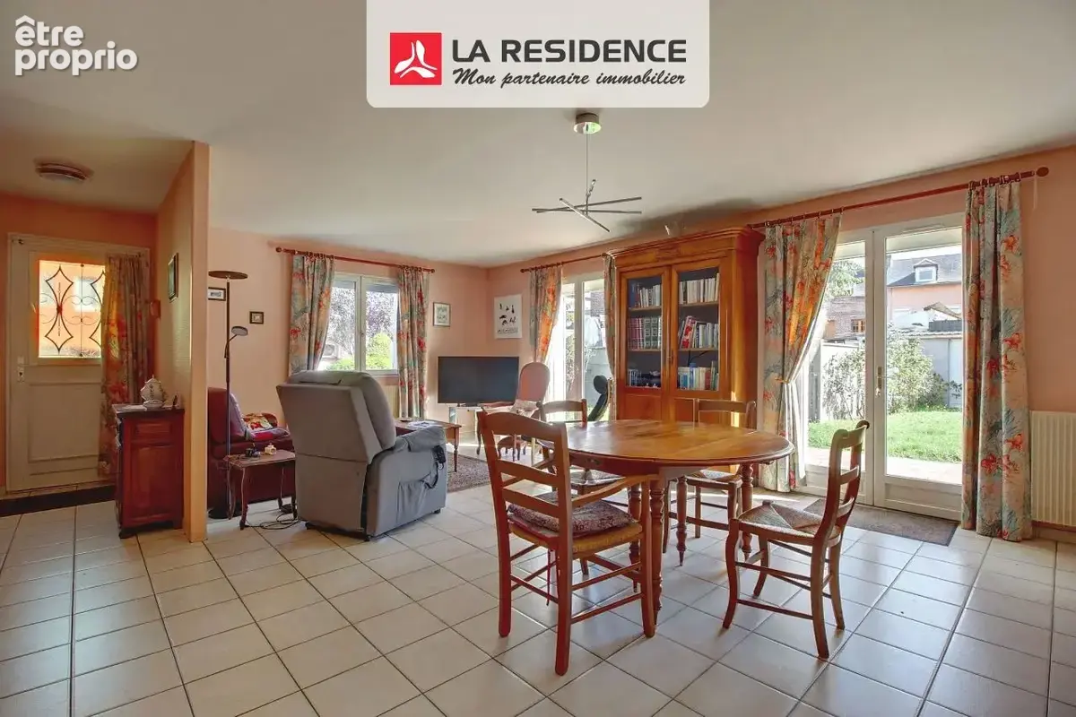 Maison 6 pièces 119 m² à vendre à Oissel (76350) - photo 2