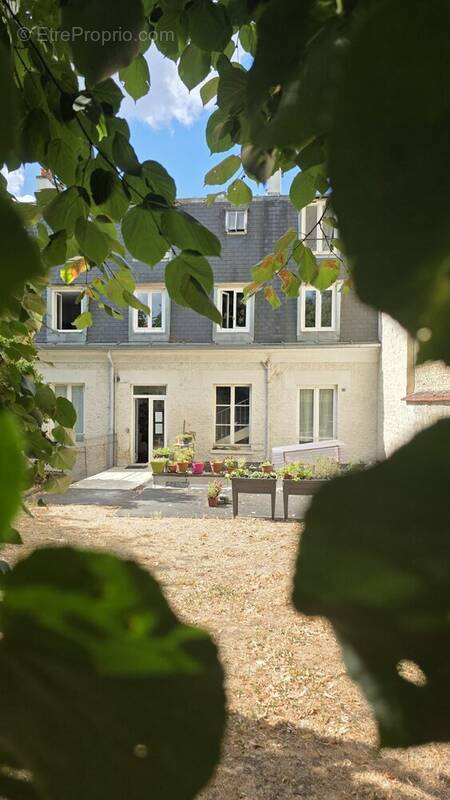 Appartement à AUVERS-SUR-OISE