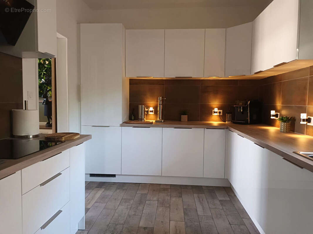 Maison 235m² à voulême - photo 3