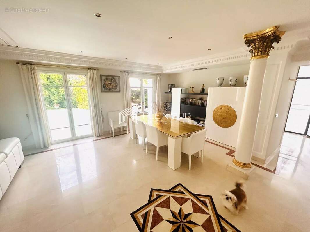 Maison à CANNES