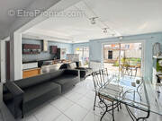 Maison à JOUY-LE-MOUTIER