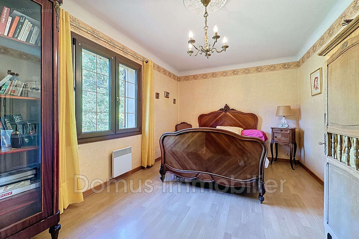 Maison à L&#039;ISLE-SUR-LA-SORGUE