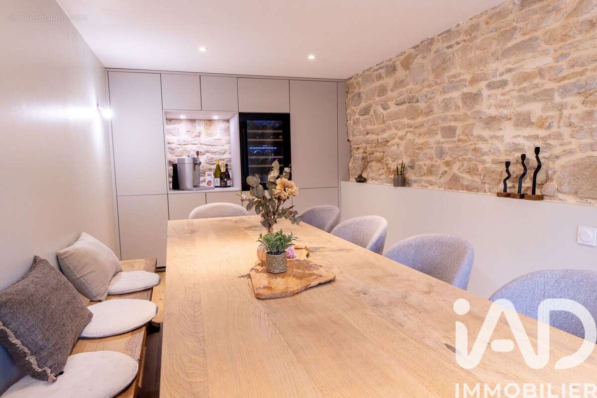 Photo 9 - Appartement à CALUIRE-ET-CUIRE