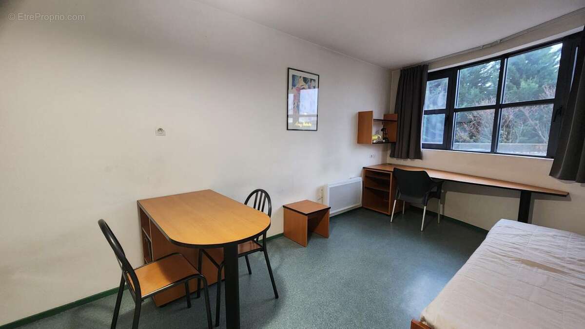 Appartement à SAINT-MARTIN-D'HERES