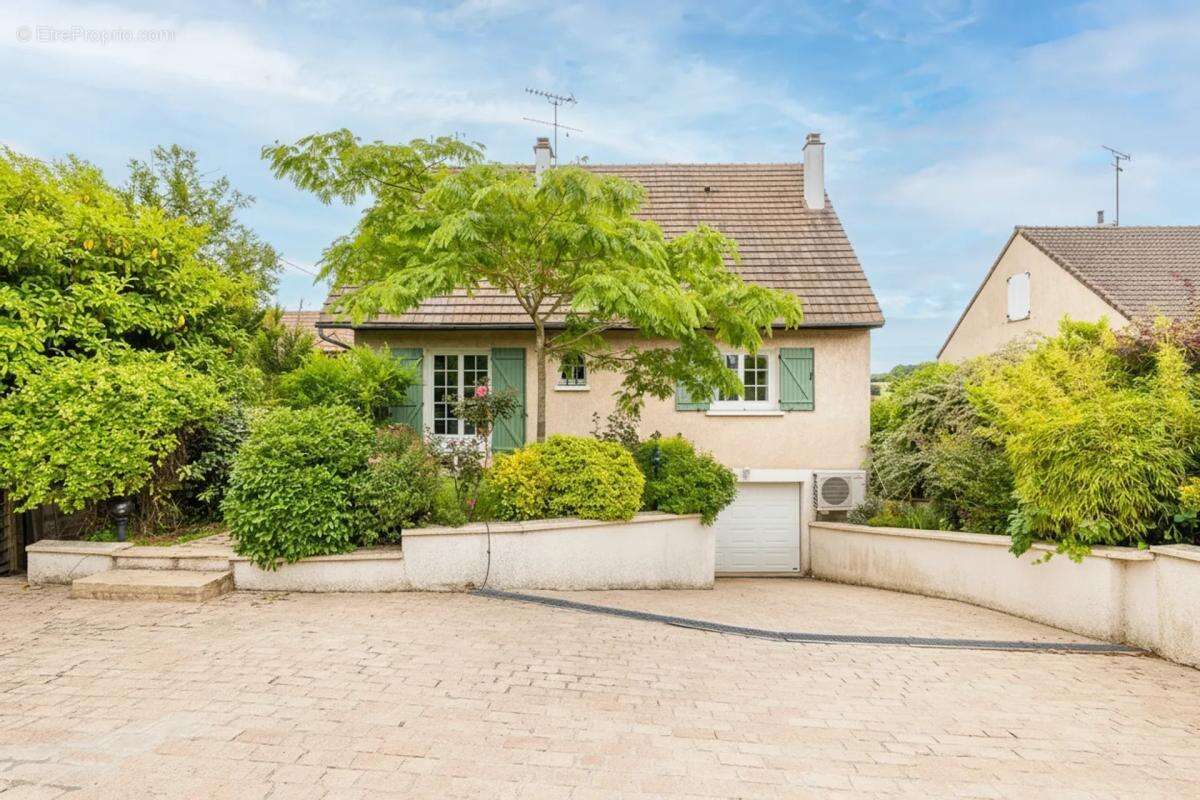 Maison de 5 pièces de 130 m² à Breux-Jouy - photo 26