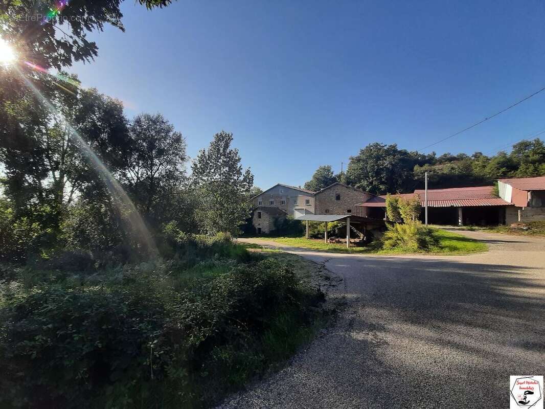Maison 180 m² à Saint-Vallier  - photo 5