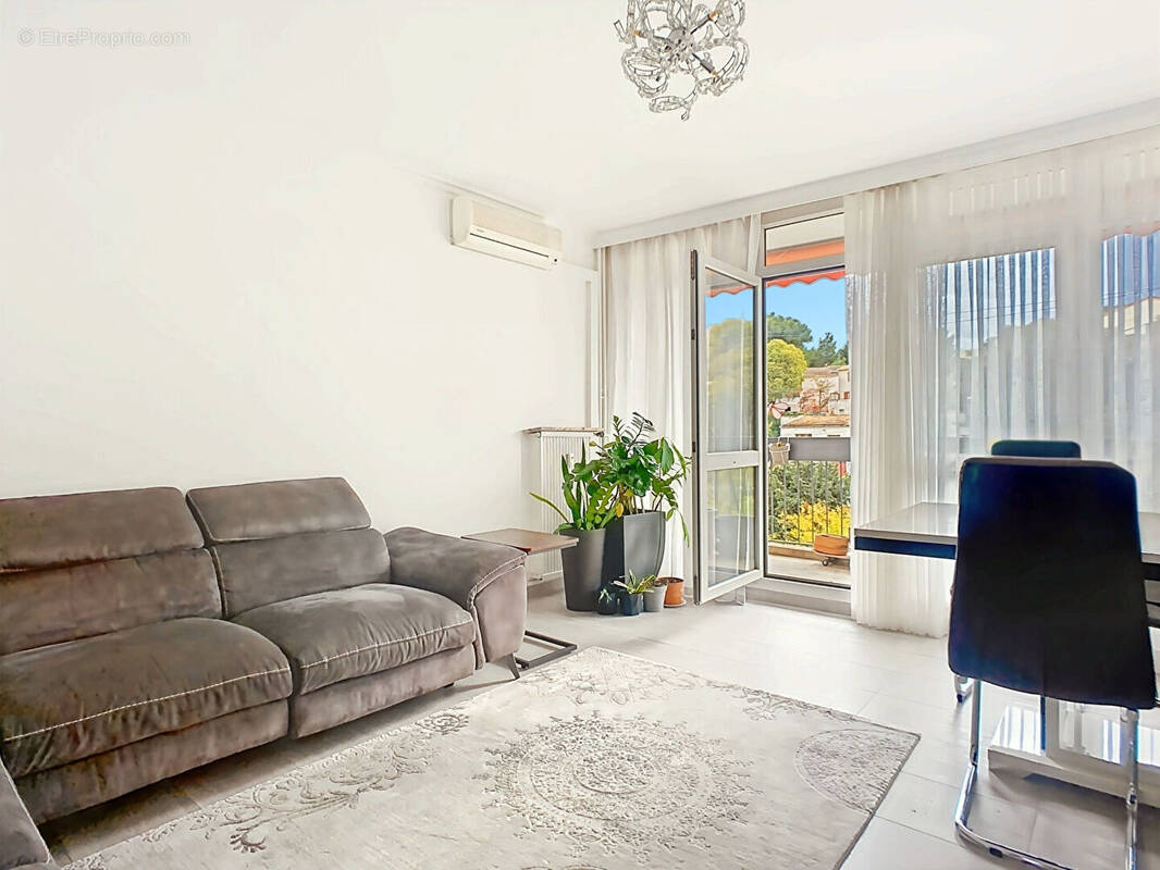 Appartement à MARSEILLE-13E