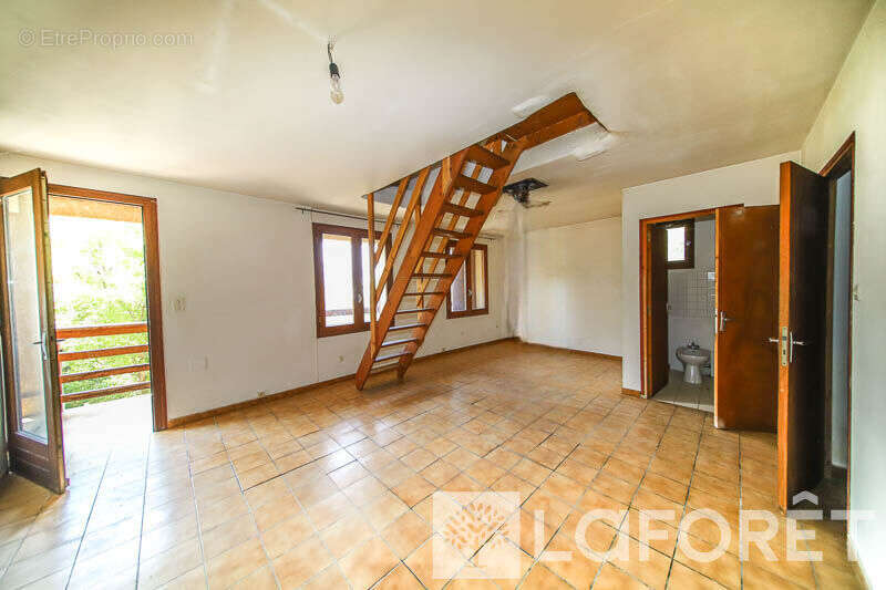 Appartement à RISOUL