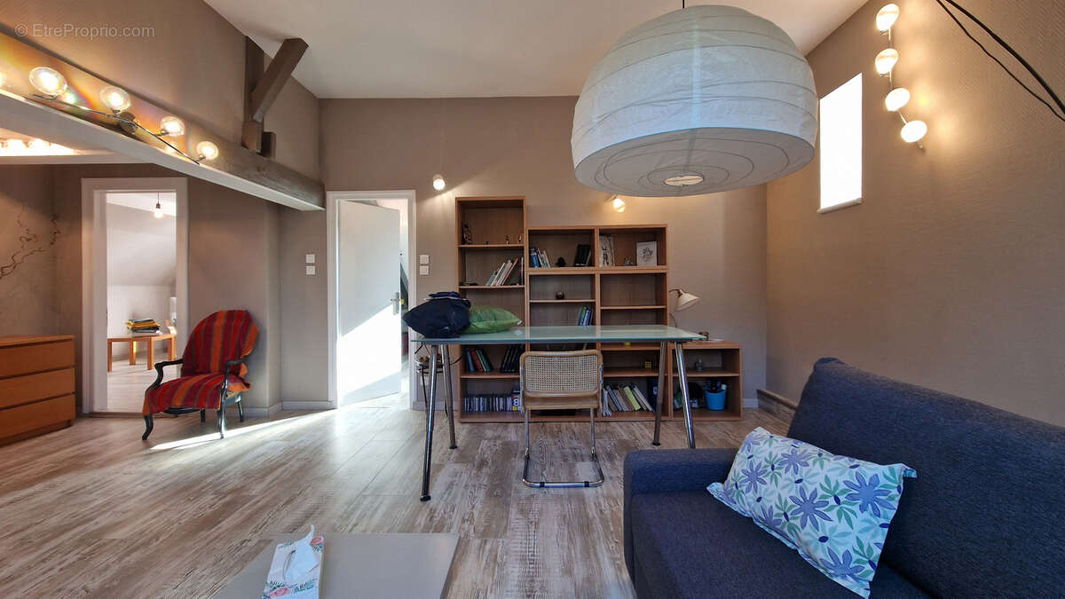 Maison à COURCELLES-CHAUSSY