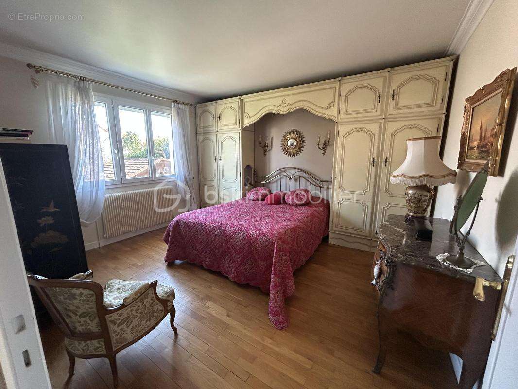 Maison à ABLON-SUR-SEINE