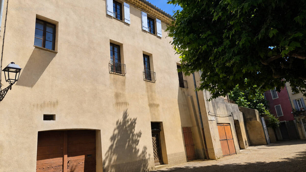 Maison à CAROMB