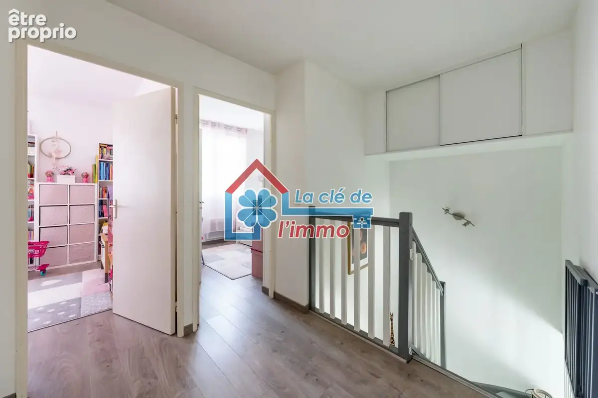 Maison 81 m² à Moissy-Cramayel  - photo 7