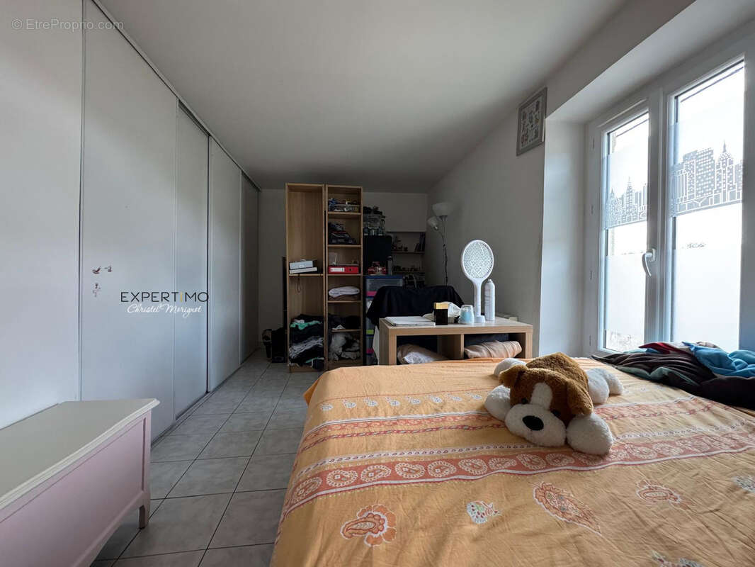 Maison à COUTEVROULT