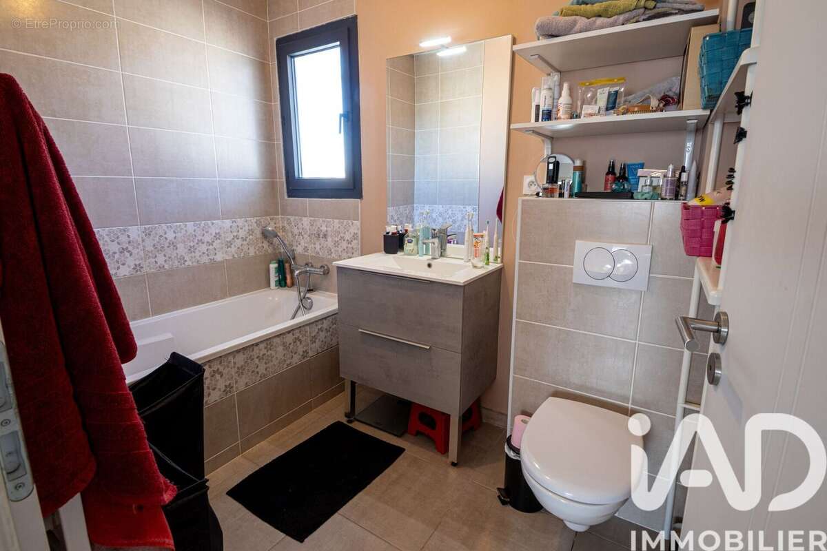 Photo 9 - Maison à VALERGUES