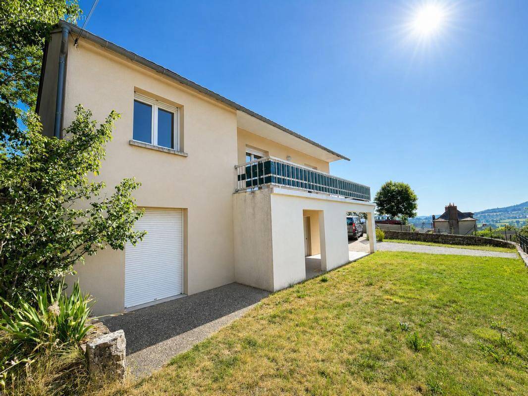 Maison à MONTROZIER