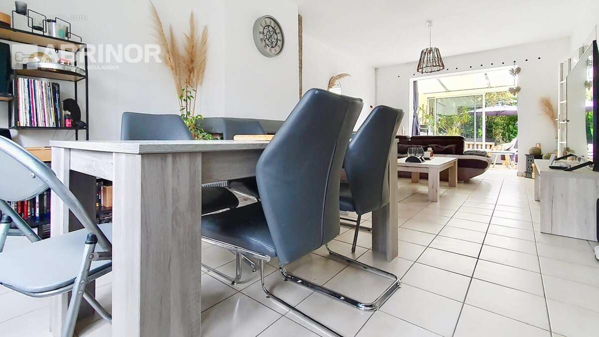 Maison à BOURGHELLES