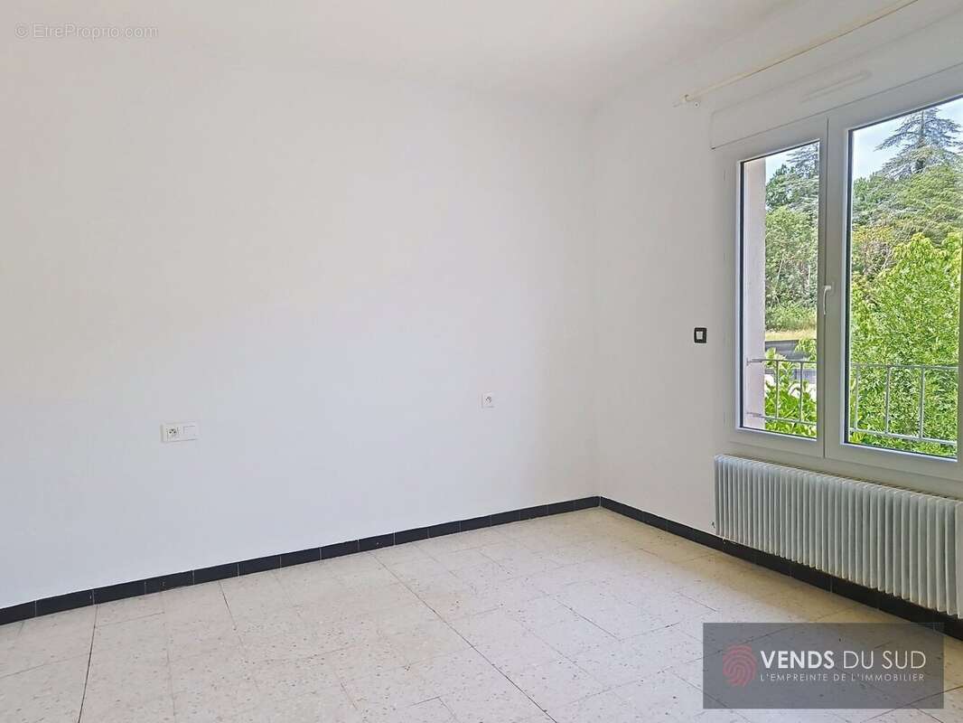 Maison à LAMALOU-LES-BAINS
