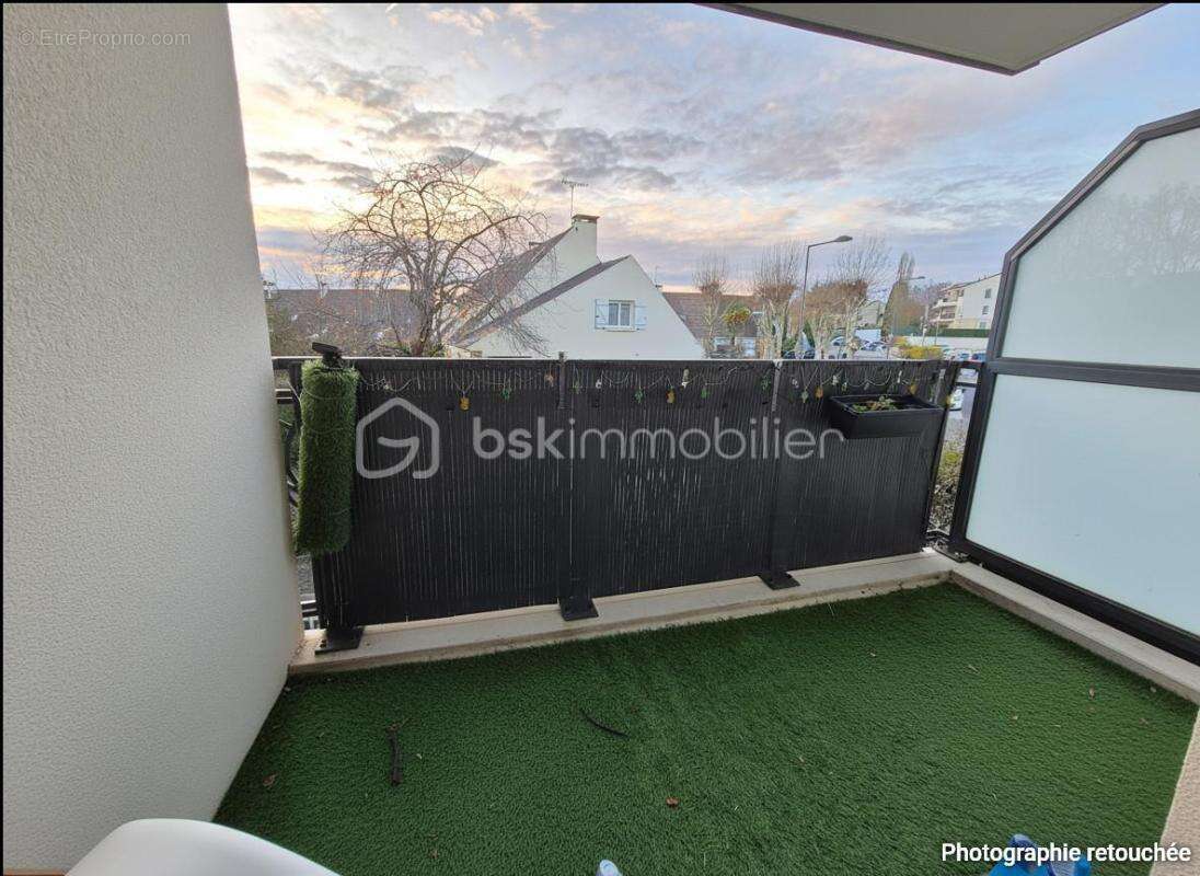 Appartement à COURCOURONNES