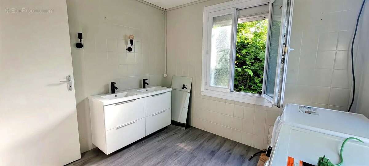 Maison à BAYON-SUR-GIRONDE