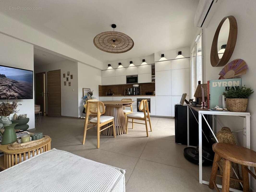 Appartement à MARSEILLE-7E